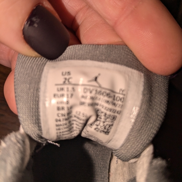 Jordan retro infant shoes size 2c grey n white retro - Picture 7 of 9